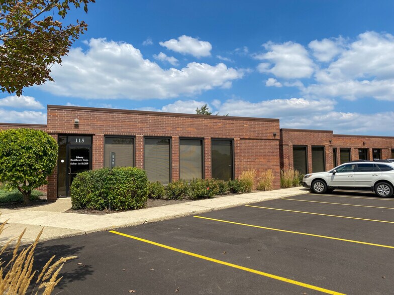 More Photos Of 125 Windsor Dr, Oak Brook Office For Lease