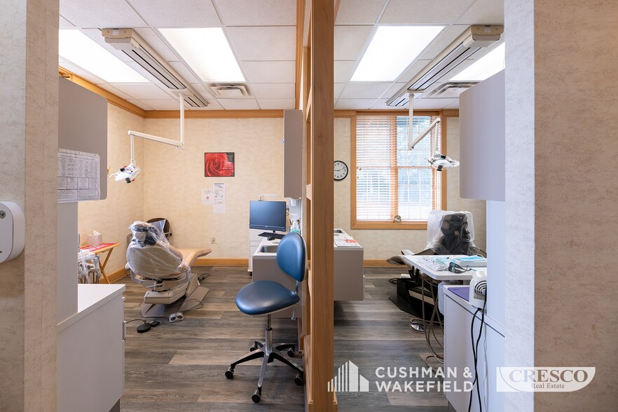 More Photos Of 2775 Bishop Rd, Wickliffe Medical For Sale