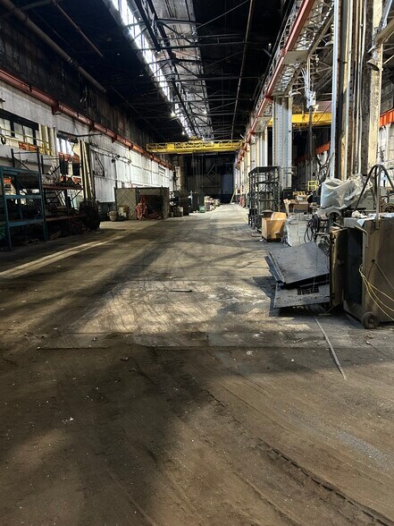 More Photos Of 601 W 7th Ave, Homestead Manufacturing For Sale