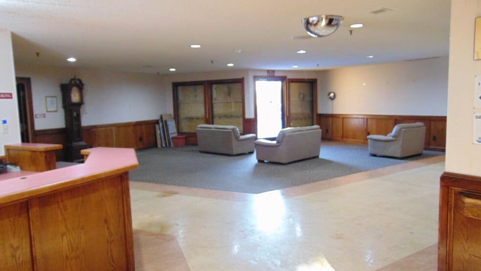 More Photos Of 12110 Holmes Rd, Kansas City Assisted Living For Sale