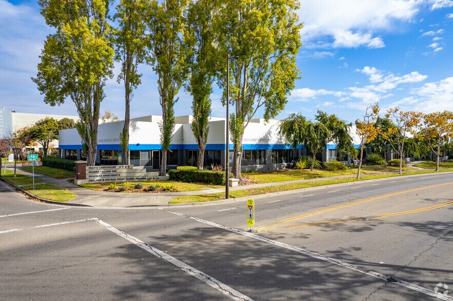 More Photos Of 300 Wind River Way, Alameda Unknown For Lease