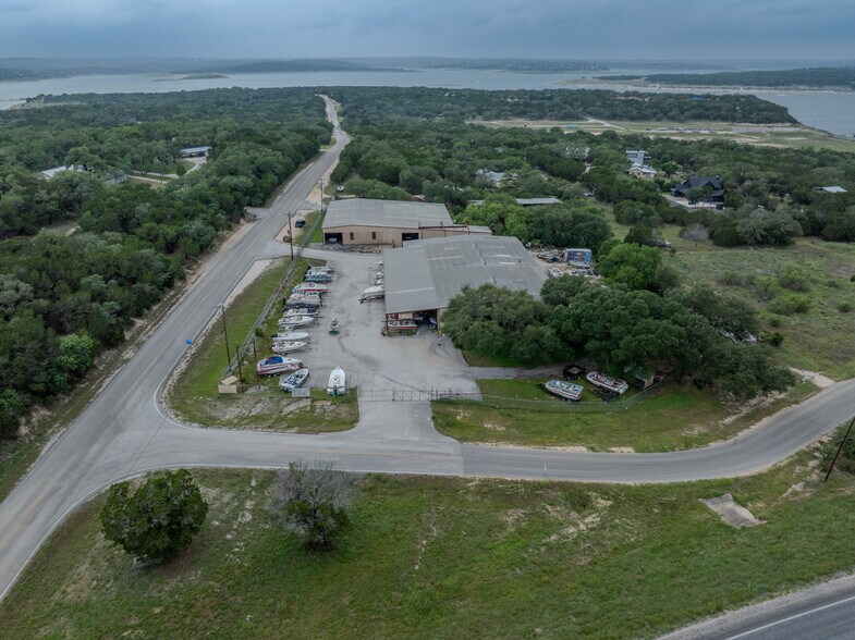 More Photos Of 151 Old Hancock Rd, Canyon Lake Freestanding For Sale