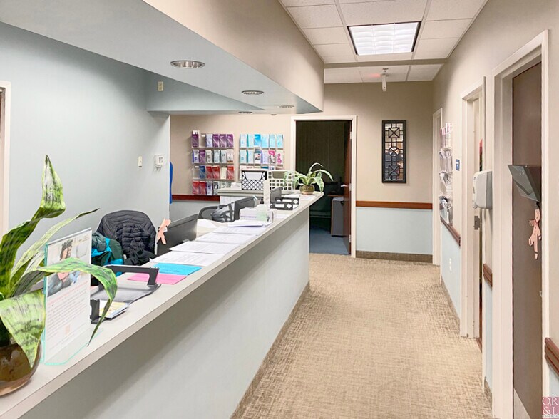 More Photos Of 1260 Silas Deane Hwy, Wethersfield Medical For Lease