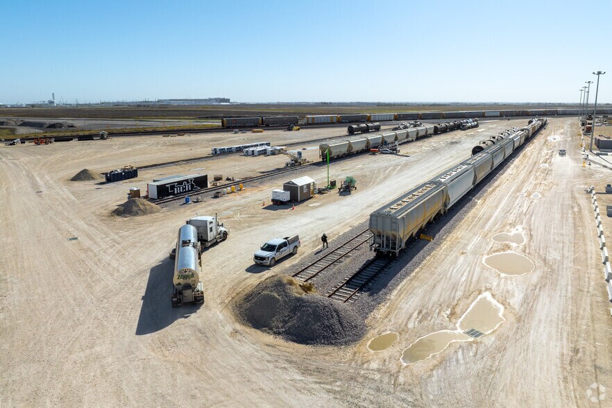 More Photos Of 201 FM 3349, Taylor Land For Sale