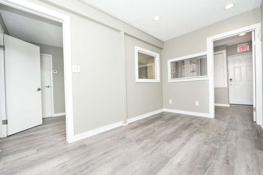 More Photos Of 11415 Chamberlain Rd, Mantua Warehouse For Sale