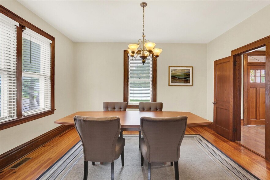 More Photos Of 27 S 34th St, Camp Hill Office For Lease