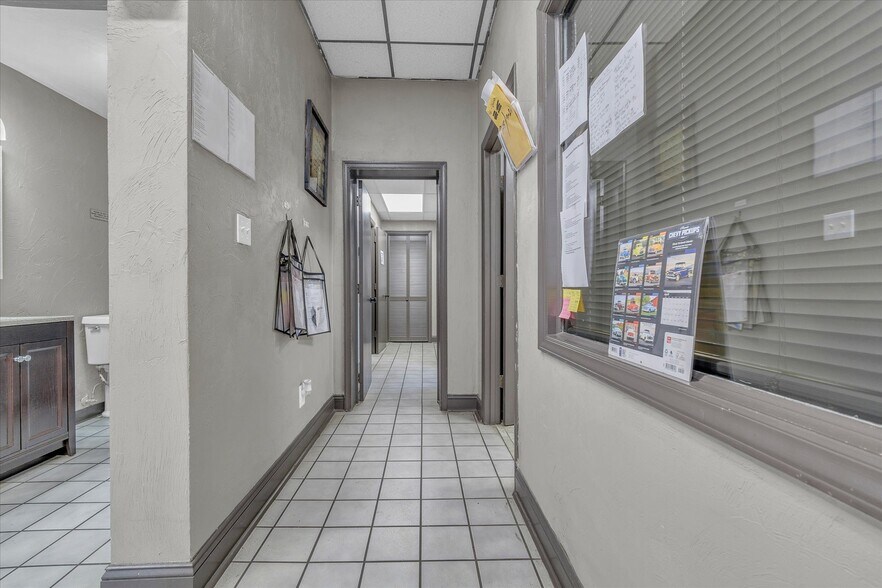 More Photos Of 1474 Peters Creek Rd NW, Roanoke Auto Repair For Sale