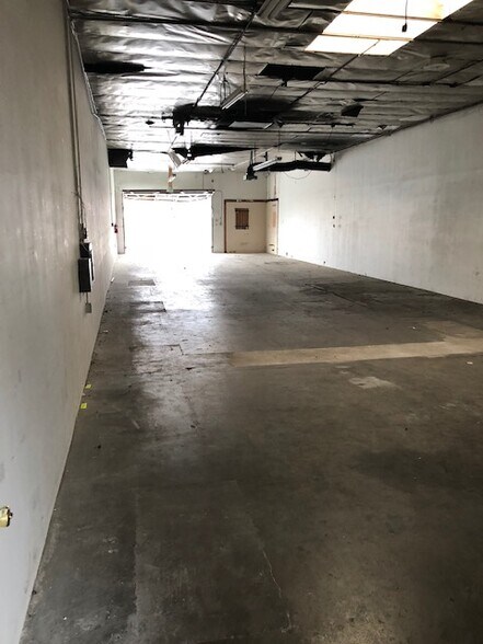 More Photos Of 7527 Coldwater Canyon Ave, North Hollywood Industrial For Lease