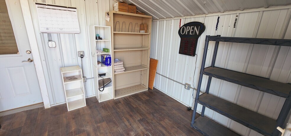 More Photos Of 2052 NW 125th Ave, Watford City Self Storage For Sale