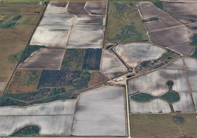 Primary Photo Of 35905 Clay Gully Rd, Myakka City Land For Sale