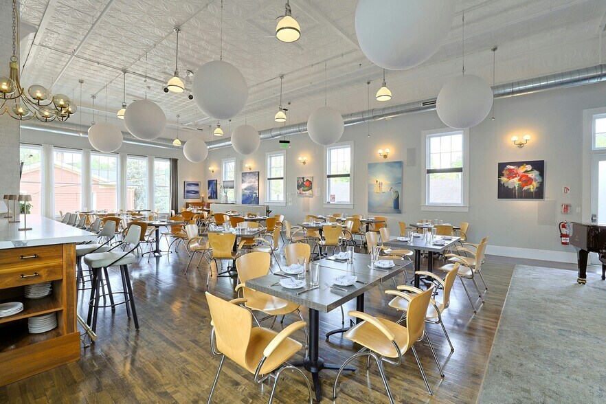 More Photos Of 2 Union St, Sparkill Storefront For Sale