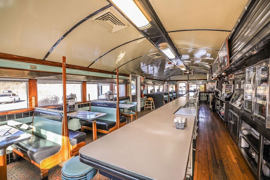 More Photos Of 1421 NH Route 119, Rindge Restaurant For Sale