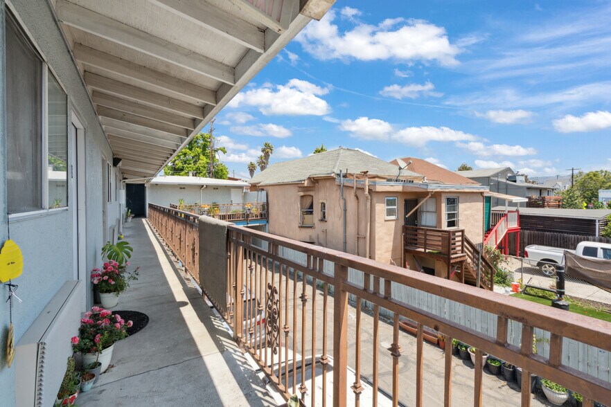 More Photos Of 839 Isabella St, Oakland Hotel For Sale