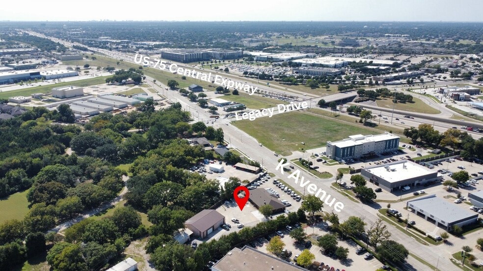 More Photos Of 6812 Avenue K, Plano Flex For Lease