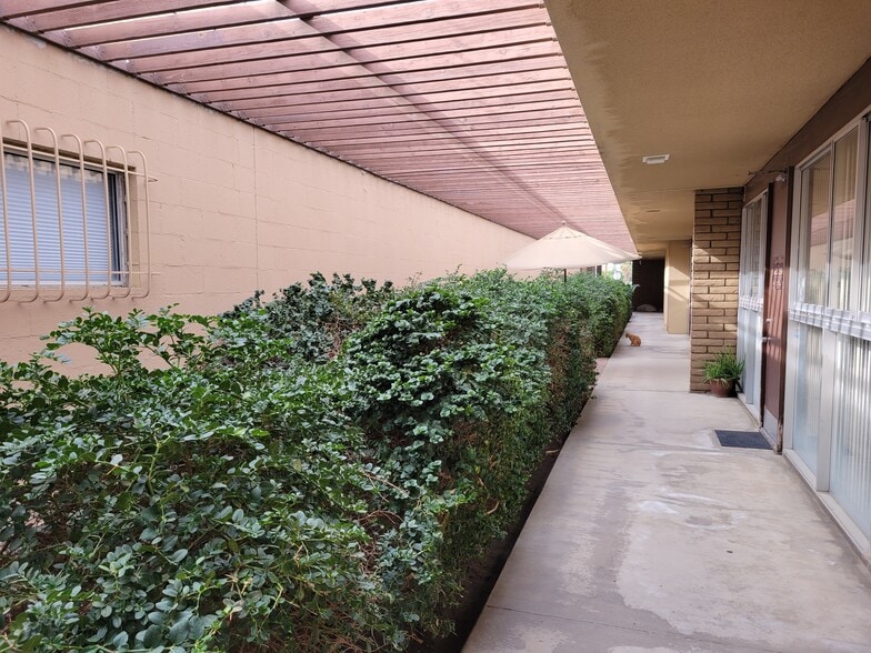 More Photos Of 45902 Oasis St, Indio Medical For Lease