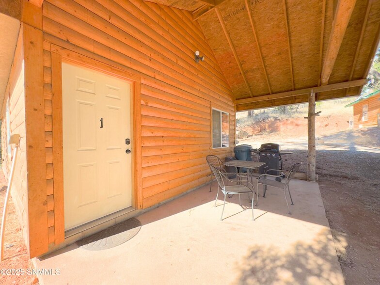 More Photos Of 2773 US Highway 82, Mayhill Hospitality For Sale
