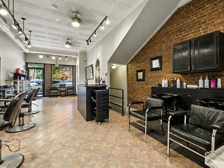 More Photos Of 6-8 Thorne St, Jersey City Storefront Retail Residential For Lease