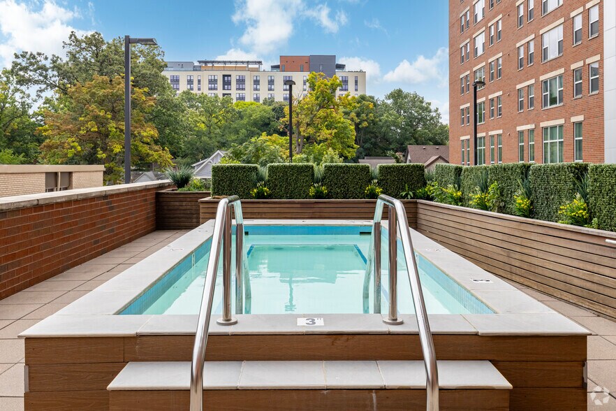 More Photos Of 1300 S University Ave, Ann Arbor Apartments For Lease