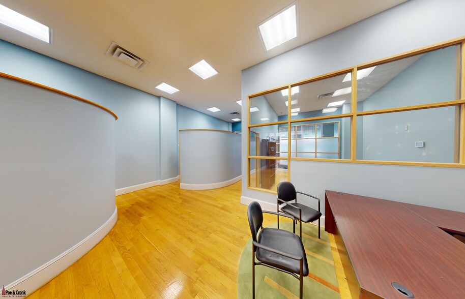 More Photos Of 307 Market St SE, Roanoke Loft Creative Space For Lease