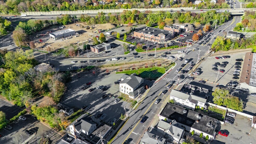 More Photos Of 393 Ramapo Valley Rd, Oakland Office Residential For Sale