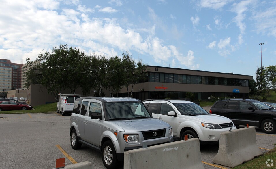 More Photos Of 31 Fasken Dr, Toronto Office For Sale