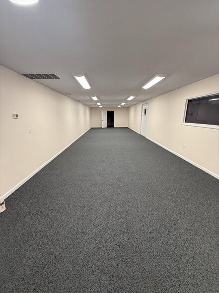 More Photos Of 144 Industrial Dr, Forest City Warehouse For Lease