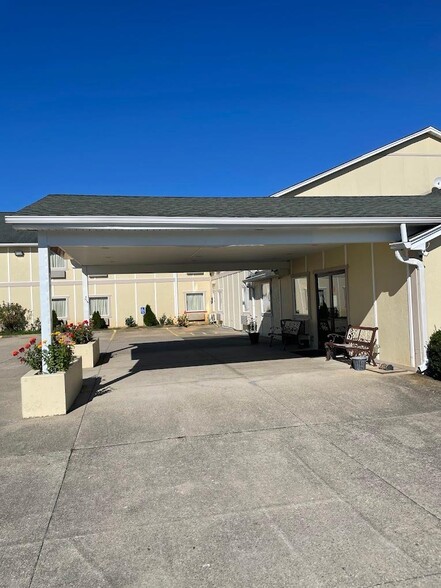More Photos Of 14845 State Road 156, Florence Hotel For Sale