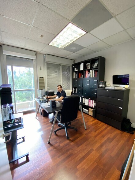 More Photos Of 20101-20161 NE 16th Pl, Miami Loft Creative Space For Sale