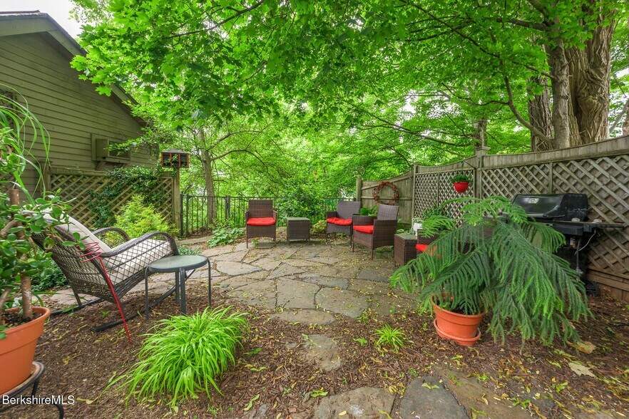 More Photos Of 4 Main St, West Stockbridge Apartments For Sale