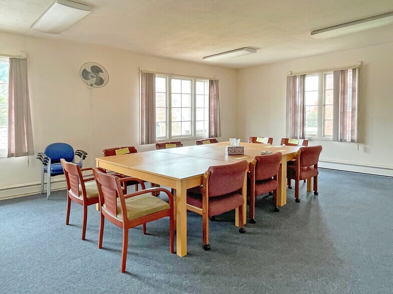 More Photos Of 2616 Dwight Way, Berkeley Schools For Lease