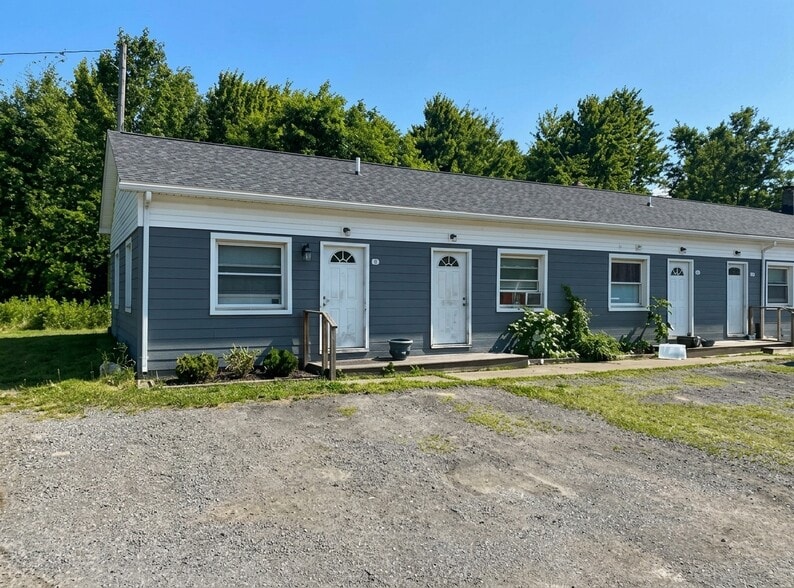More Photos Of 1724 Youngstown Kingsville Rd NE, Vienna Apartments For Sale