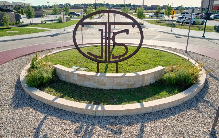 More Photos Of 514 Tally Blvd, Justin Medical For Sale