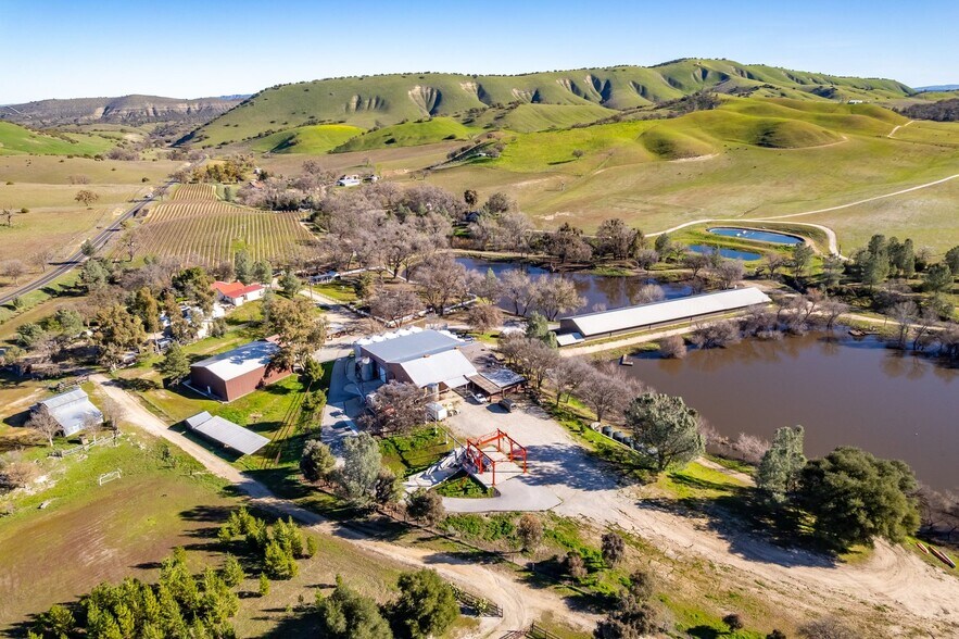 More Photos Of 535 Calf Canyon Hwy, Creston Winery Vineyard For Sale