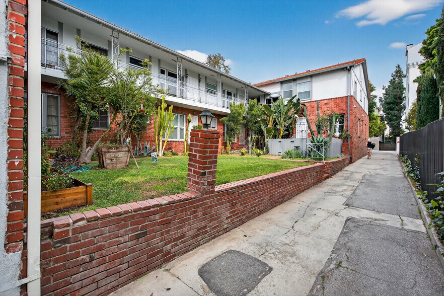 More Photos Of 1429 Havenhurst Dr, West Hollywood Apartments For Sale