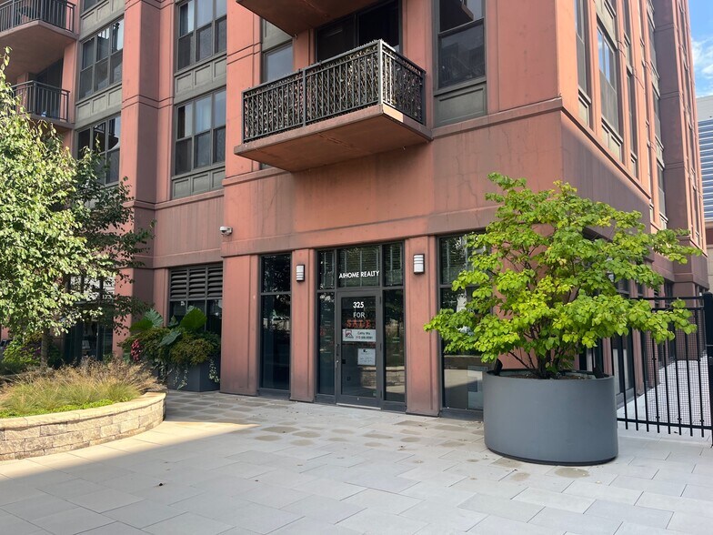 Primary Photo Of 325 N Desplaines St, Chicago Office For Sale