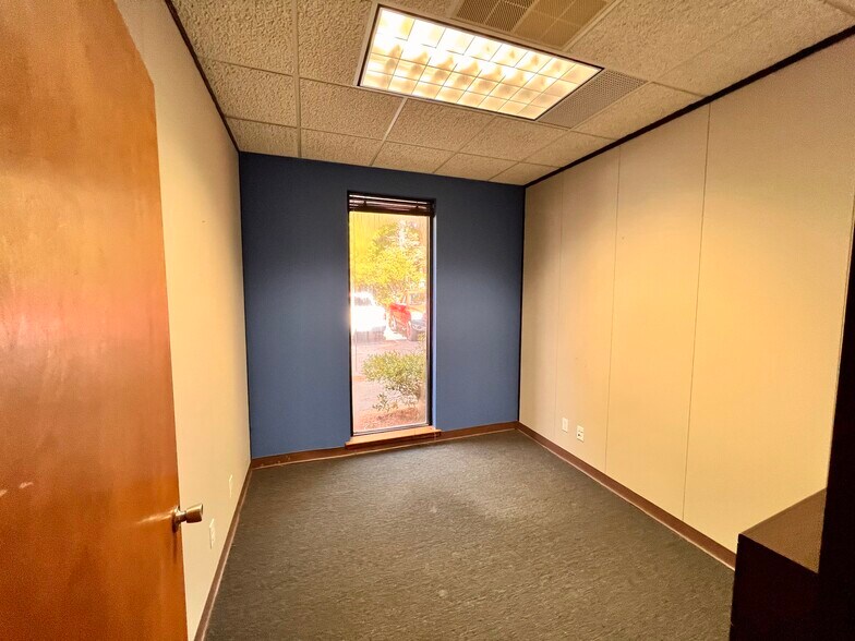 More Photos Of 1149 Executive Cir, Cary Office For Lease