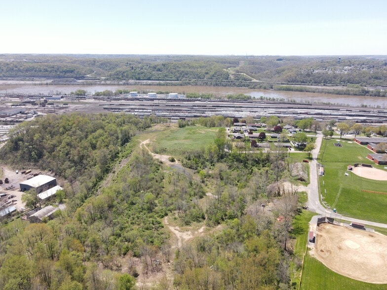 More Photos Of 0 1st Ave, Freedom Land For Sale