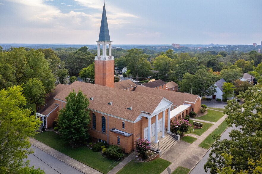 More Photos Of 4401 Woodlawn Dr, Little Rock Religious Facility For Sale
