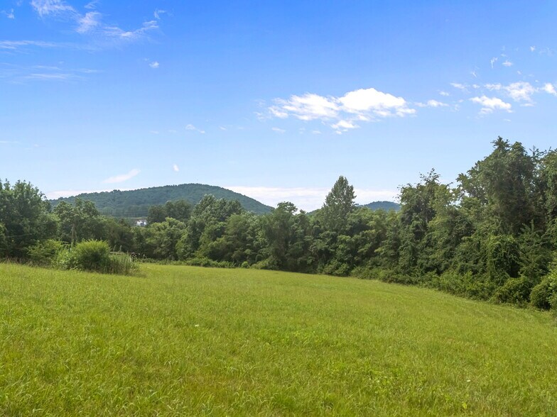 More Photos Of 223 Odonald Rd, Asheville Trailer Camper Park For Sale