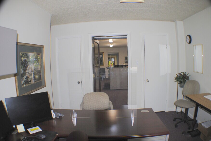 More Photos Of 501 Burton Ave, Youngwood Office For Sale