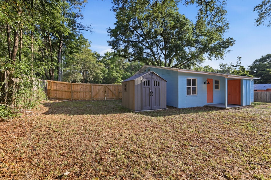 More Photos Of , Tallahassee Multifamily For Sale