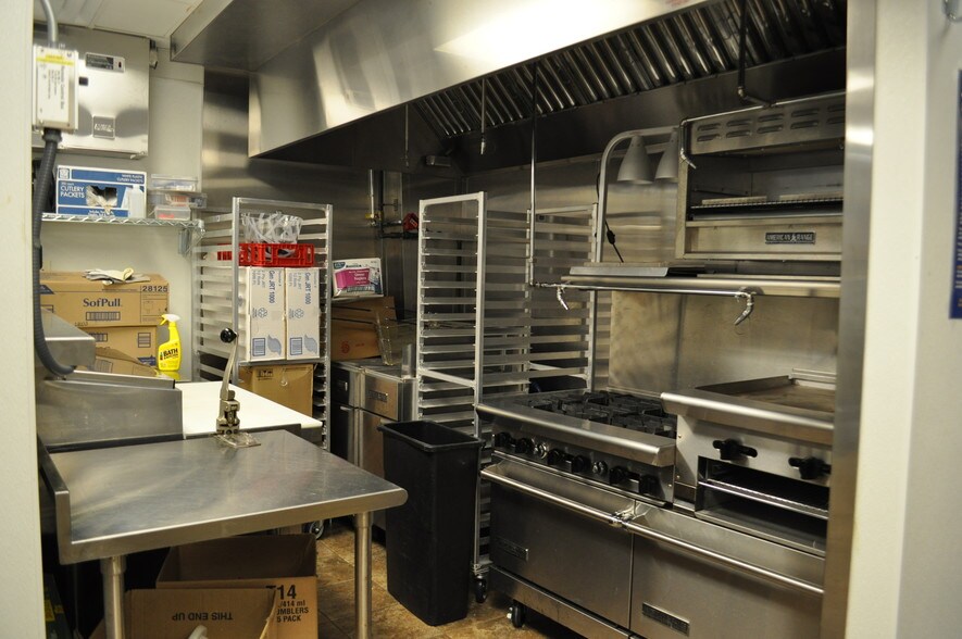 More Photos Of 1501 Skibo Rd, Fayetteville General Retail For Sale