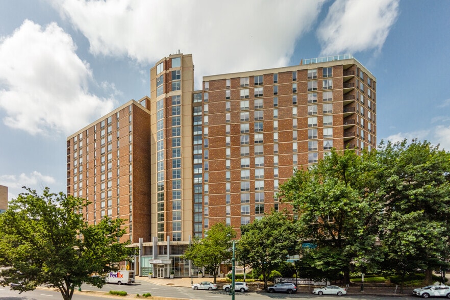 More Photos Of 8750 Georgia Ave, Silver Spring Apartments For Lease