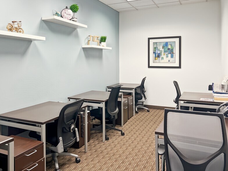 More Photos Of 405 State Highway 121 Byp, Lewisville Coworking Space