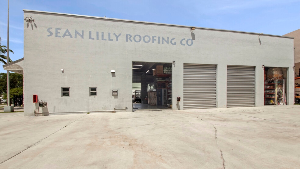 More Photos Of 14701 SW 137th St, Miami Light Distribution For Lease