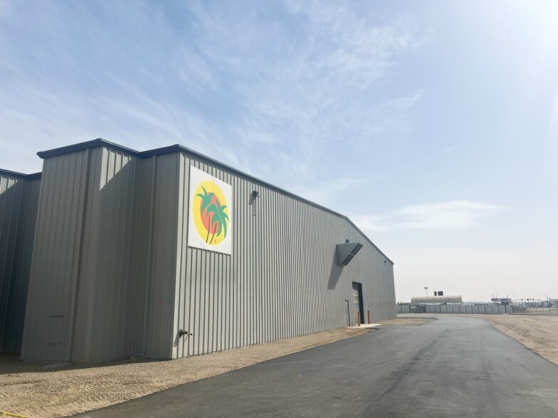 Primary Photo Of 3045 S Avenue 3 E, Yuma Warehouse For Sale