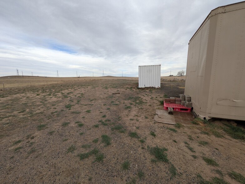 More Photos Of 15507 County Road 10, Fort Lupton Flex For Lease