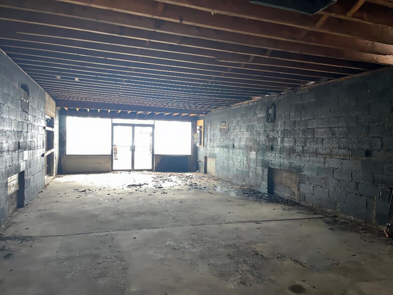 More Photos Of 513 W Westfield Ave, Roselle Park Storefront Retail Residential For Sale