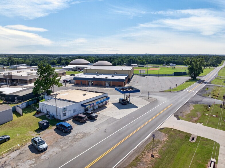 More Photos Of 12283 State Highway 39, Dibble Convenience Store For Sale