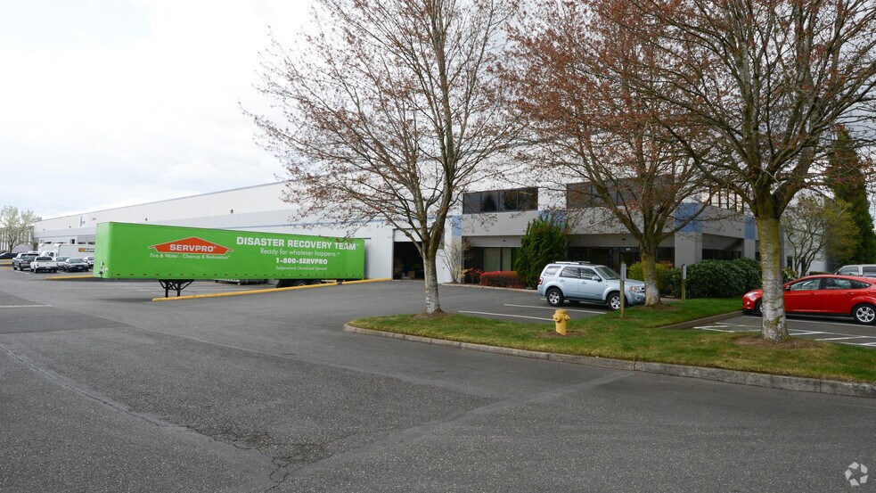 More Photos Of 6713 SW Bonita Rd, Tigard Warehouse For Lease